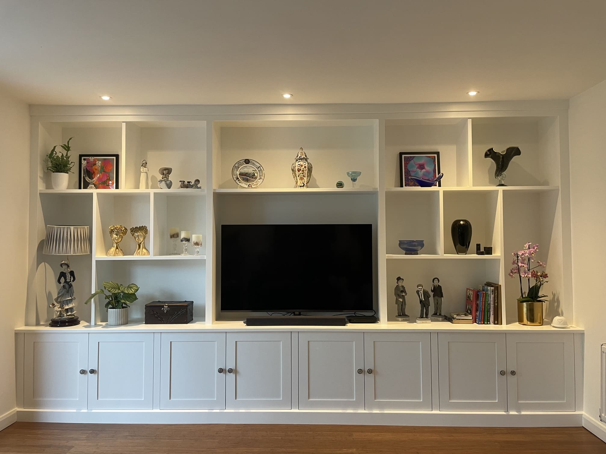 AV and wall units